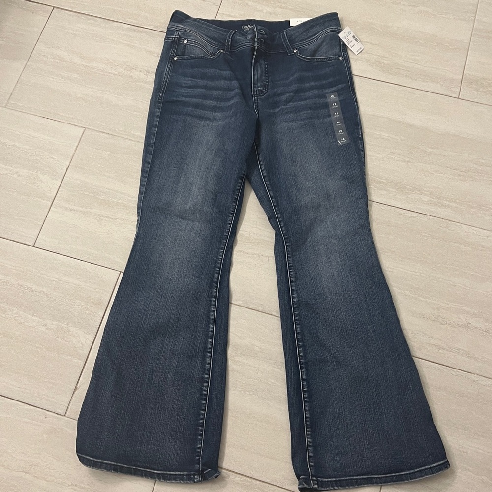 Maurice's NWT Flare Jeans 14 Short